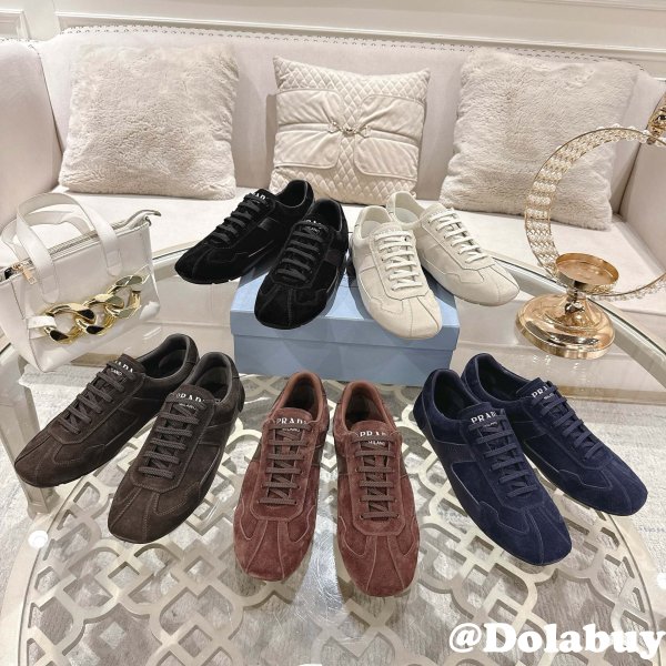 Top prada Suede sneakers