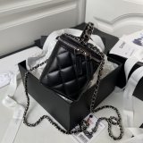 Designer Replica Clutch AP3593 Chain Shiny Crumpled First Highest Bag