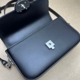 Petite GG Gucci 1:1 Mirror Shoulder 739722 Crossbody Fake Bag