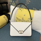 Wholesale VALENTINO GARAVANI LETTER VLOGO SIGNATURE handbag