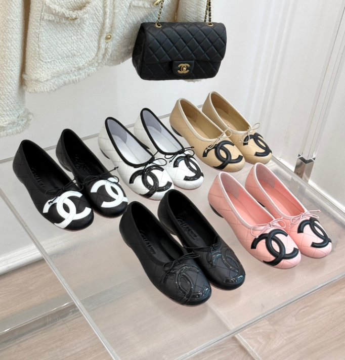 CC Quilted Leather Ballerinas Women Shoes