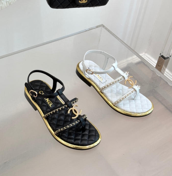 Top Quality CC Women Sandals Top Quality CC Women Sandals
